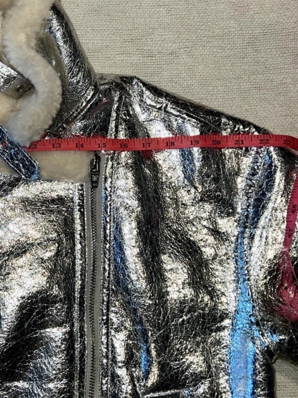 NWT BLANKNYC Shinning Star Metallic Moto Jacket Faux Leather/Sherpa Small - Picture 9 of 16